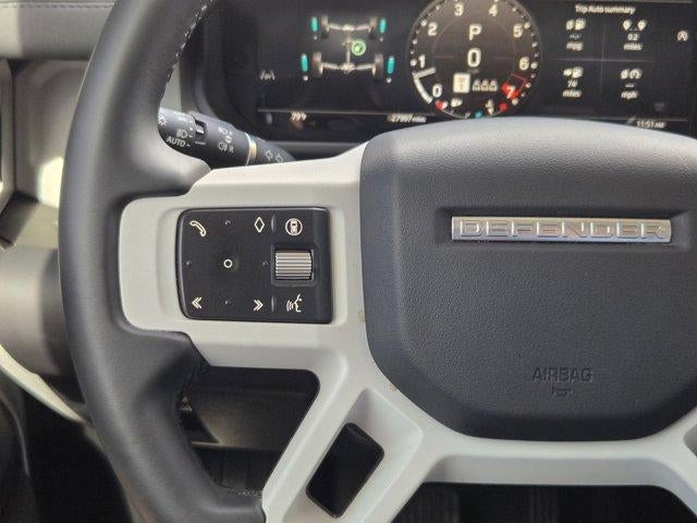 2025 Land Rover Defender 110 P300