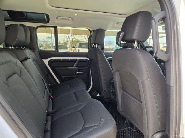 2025 Land Rover Defender 110 P300