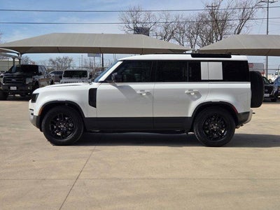 2025 Land Rover Defender 110 P300