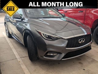 2017 INFINITI QX30 Premium