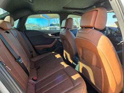 2023 Audi A4 Premium Plus 40 TFSI quattro S tronic