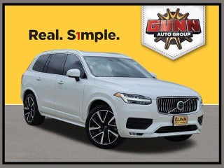 2022 Volvo XC90 T6 Momentum 7 Passenger