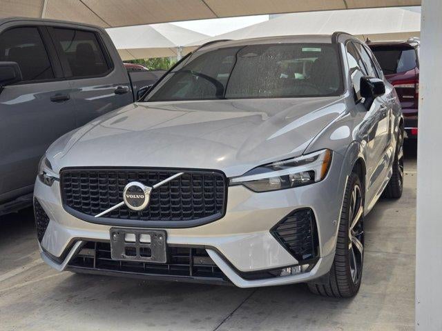 2023 Volvo XC60 Ultimate Dark Theme