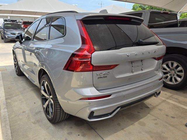 2023 Volvo XC60 Ultimate Dark Theme