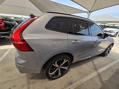 2023 Volvo XC60 Ultimate Dark Theme