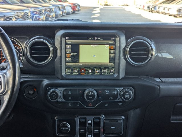 2019 Jeep Wrangler Unlimited Sahara Altitude