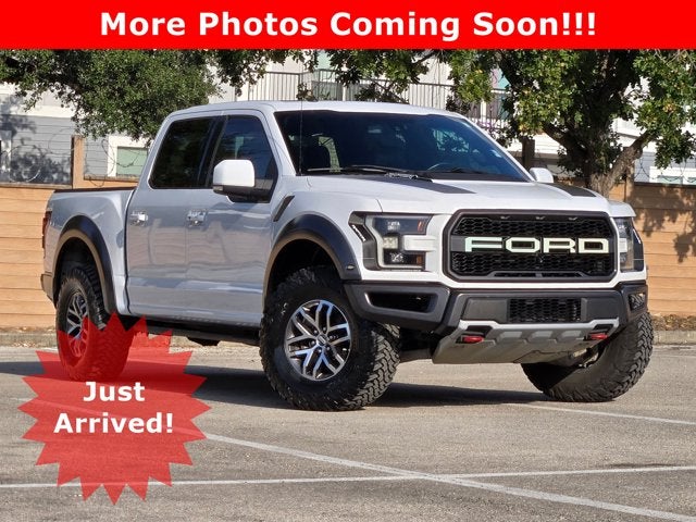 2017 Ford F-150 Raptor 4WD SuperCrew 5.5' Box