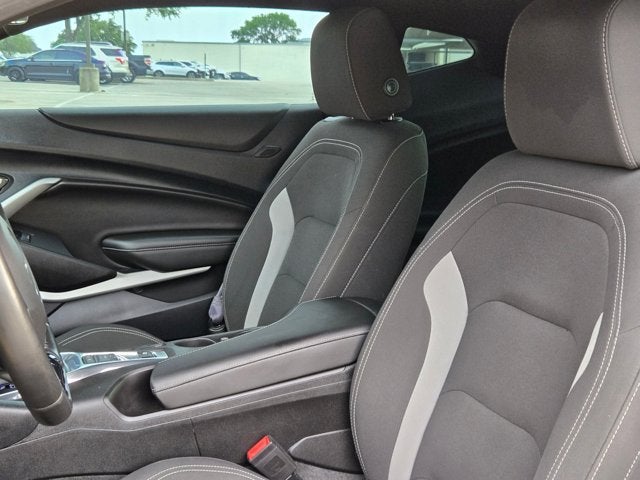 2016 Chevrolet Camaro 1LT