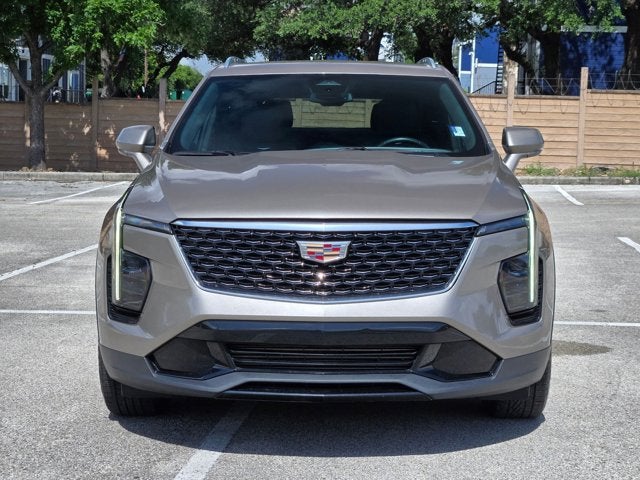 2024 Cadillac XT4 FWD 4dr Premium Luxury