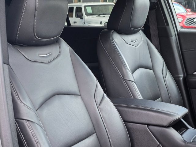 2025 Cadillac XT4 FWD 4dr Premium Luxury