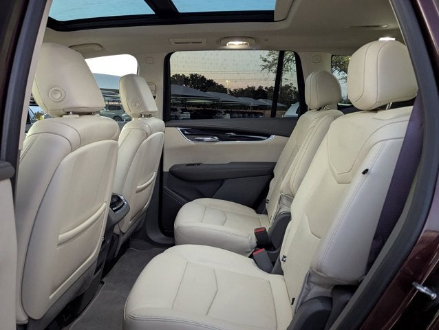 2022 Cadillac XT6 Premium Luxury