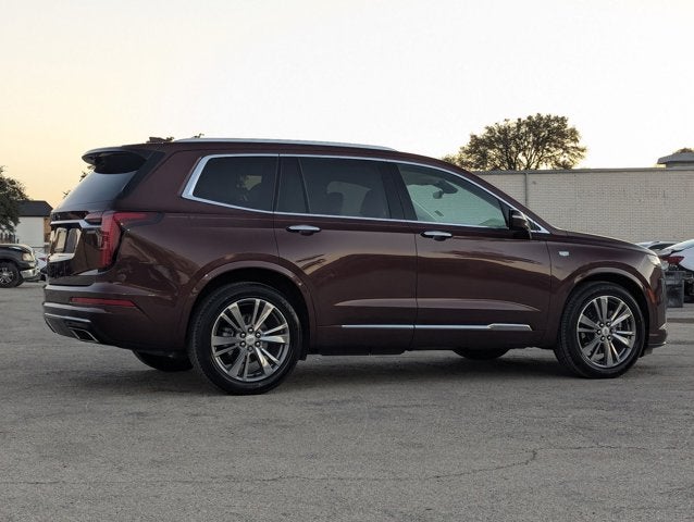 2022 Cadillac XT6 Premium Luxury