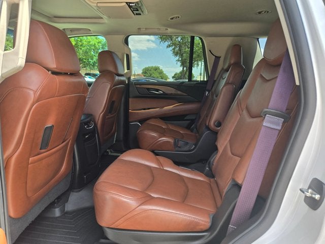 2016 Cadillac Escalade 4WD 4dr Luxury Collection