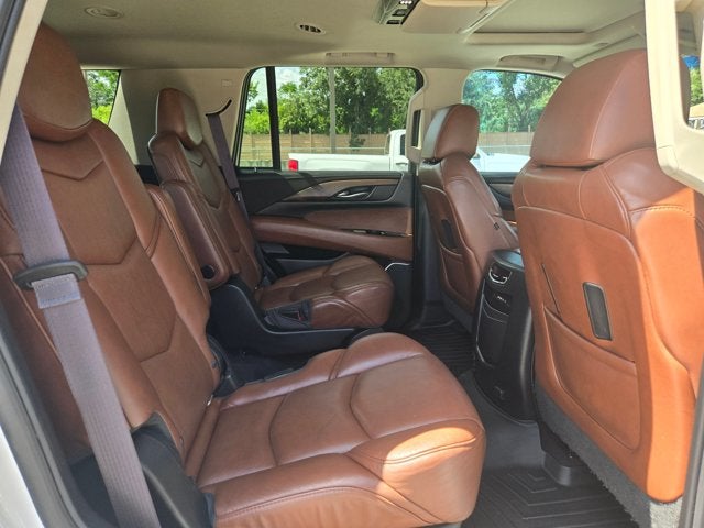 2016 Cadillac Escalade 4WD 4dr Luxury Collection