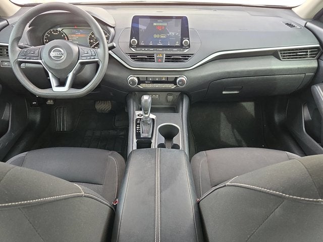 2022 Nissan Altima 2.5 SV Sedan
