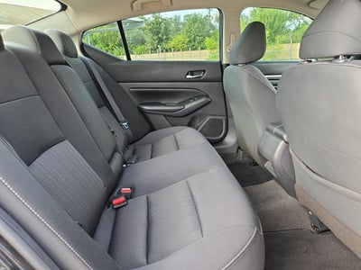 2022 Nissan Altima 2.5 SV Sedan