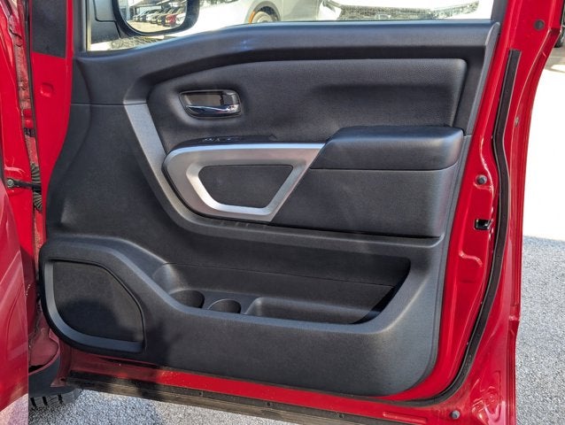 2020 Nissan Titan SV