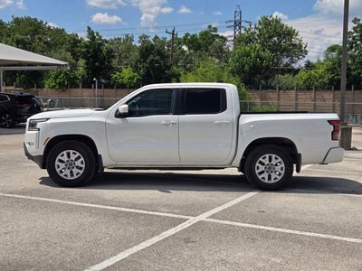 2022 Nissan Frontier Crew Cab 4x2 SV Auto