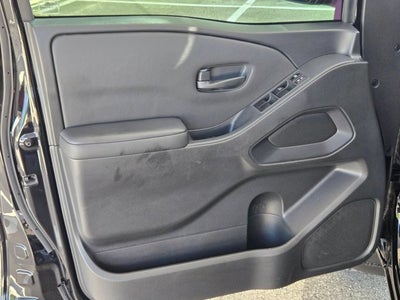 2023 Nissan Frontier Crew Cab 4x2 S Auto