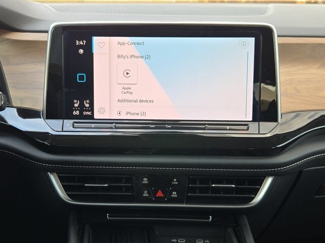 2025 Volkswagen Atlas 2.0T SE with Technology 4MOTION