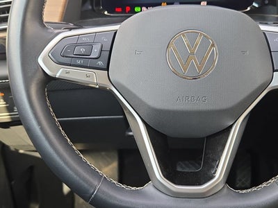 2025 Volkswagen Atlas 2.0T SE with Technology 4MOTION