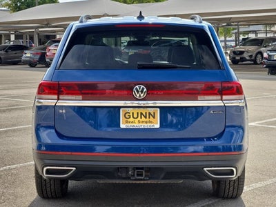 2025 Volkswagen Atlas 2.0T SE with Technology 4MOTION