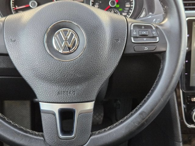 2015 Volkswagen Passat 4dr Sdn 1.8T Auto SEL Premium