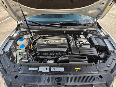 2015 Volkswagen Passat 4dr Sdn 1.8T Auto SEL Premium