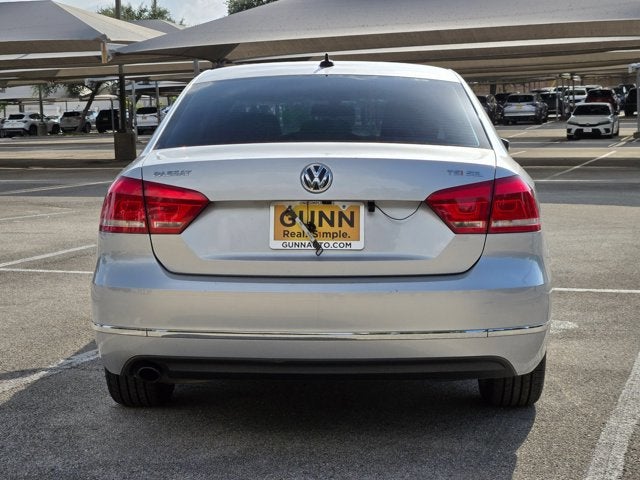 2015 Volkswagen Passat 4dr Sdn 1.8T Auto SEL Premium