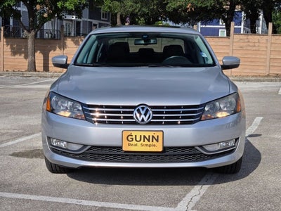 2015 Volkswagen Passat 4dr Sdn 1.8T Auto SEL Premium