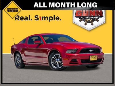 2014 Ford Mustang V6