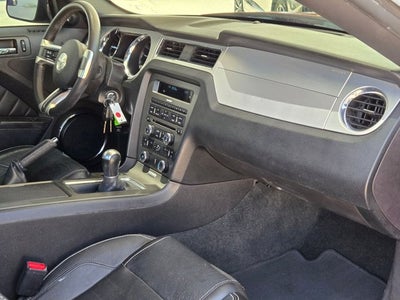 2014 Ford Mustang V6