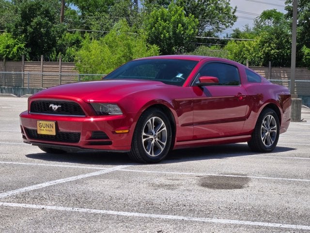 2014 Ford Mustang V6