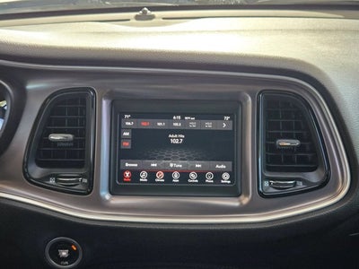 2021 Dodge Challenger SXT RWD