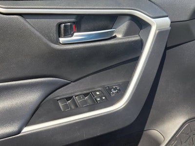 2021 Toyota RAV4 XLE Premium FWD