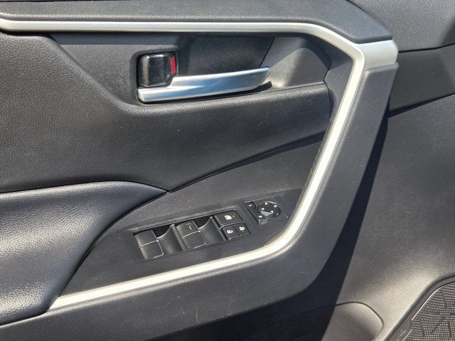 2021 Toyota RAV4 XLE Premium FWD