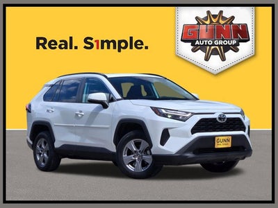 2022 Toyota RAV4 XLE FWD