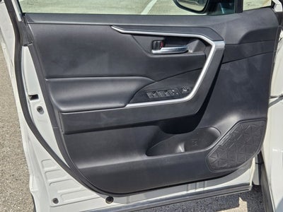 2022 Toyota RAV4 XLE FWD