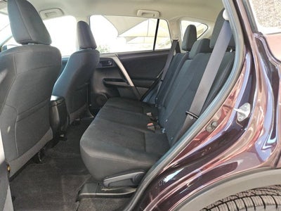 2018 Toyota RAV4 LE FWD