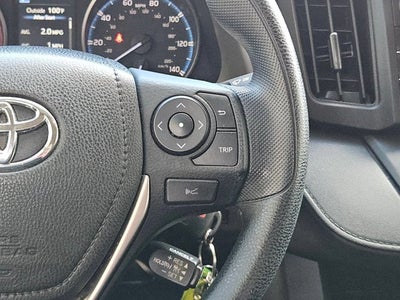 2018 Toyota RAV4 LE FWD