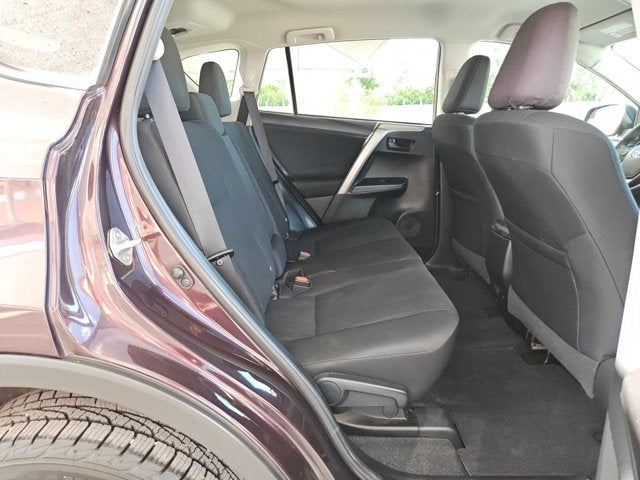 2018 Toyota RAV4 LE FWD