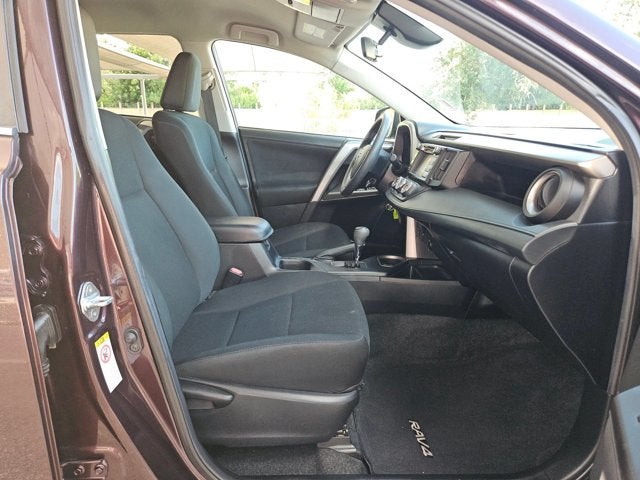 2018 Toyota RAV4 LE FWD