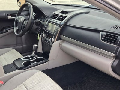 2012 Toyota Camry 4dr Sdn I4 Auto LE