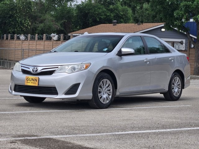 2012 Toyota Camry 4dr Sdn I4 Auto LE