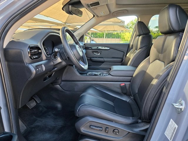 2025 Honda Pilot Touring 2WD