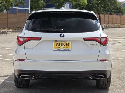 2022 Acura MDX FWD with Technology Package