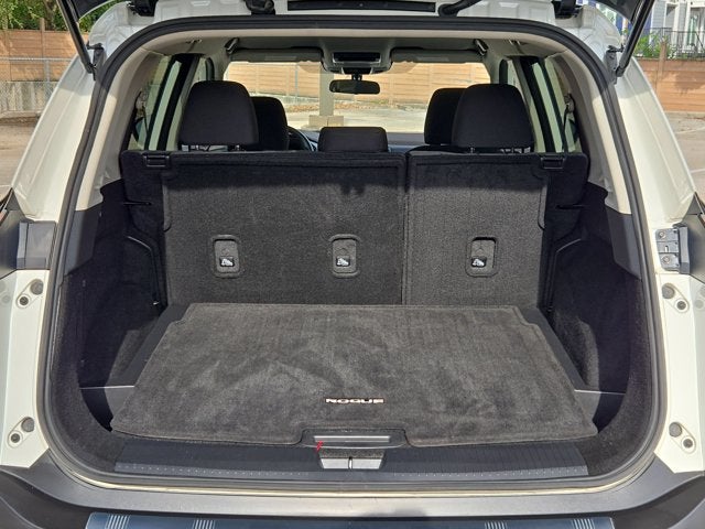 2022 Nissan Rogue FWD SV