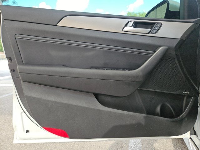 2015 Hyundai Sonata 4dr Sdn 2.0T Limited with Gray Accents