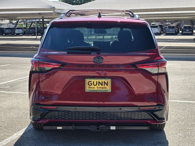 2025 Toyota Sienna XSE FWD 7-Passenger