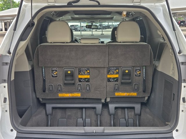 2013 Toyota Sienna XLE